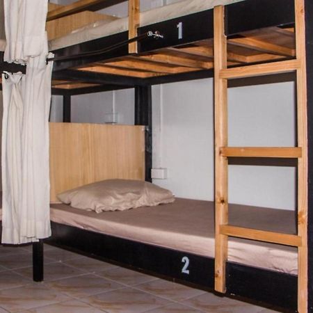 Bunks Hostel (Adults Only) Cebu Zewnętrze zdjęcie