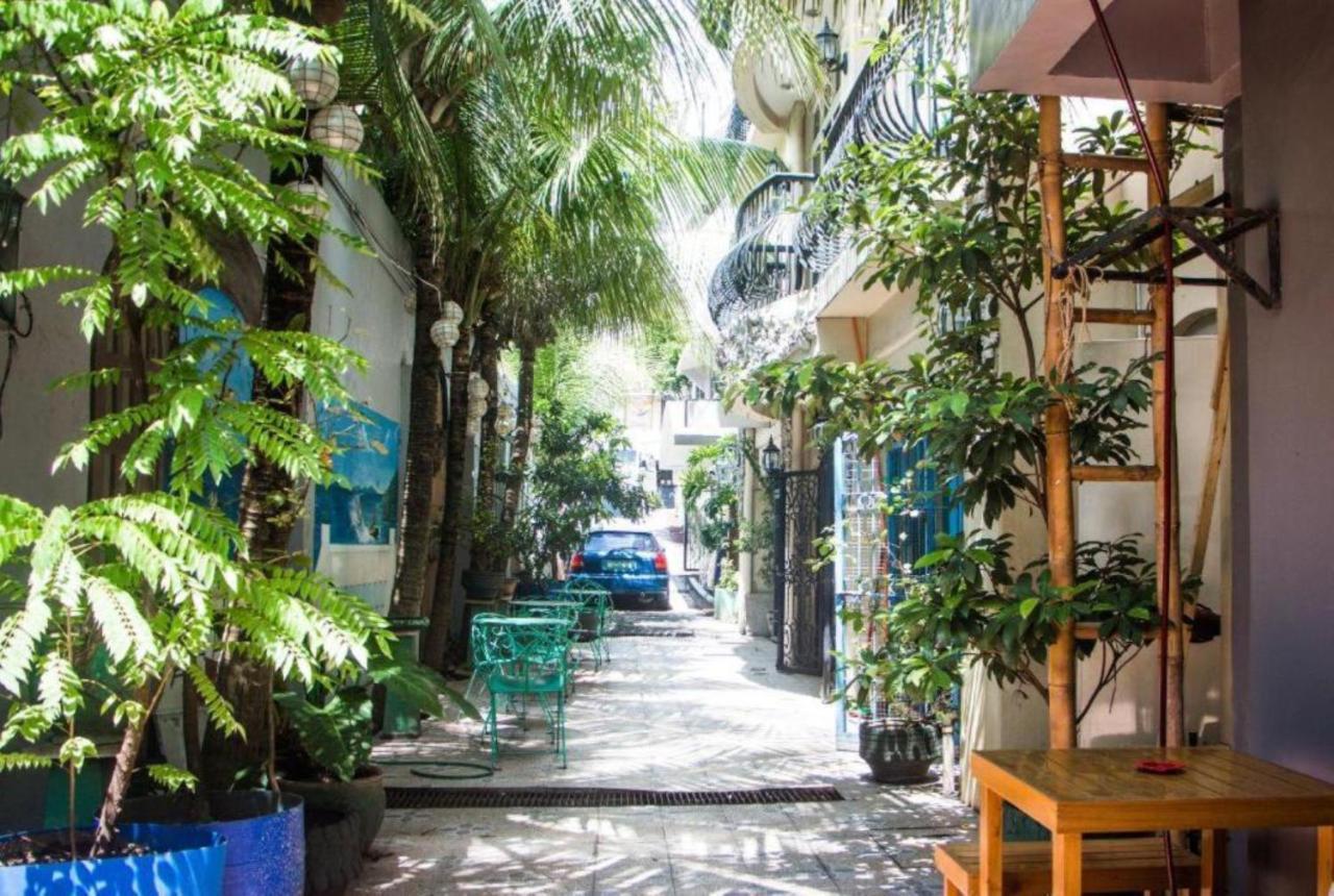 Bunks Hostel (Adults Only) Cebu Zewnętrze zdjęcie