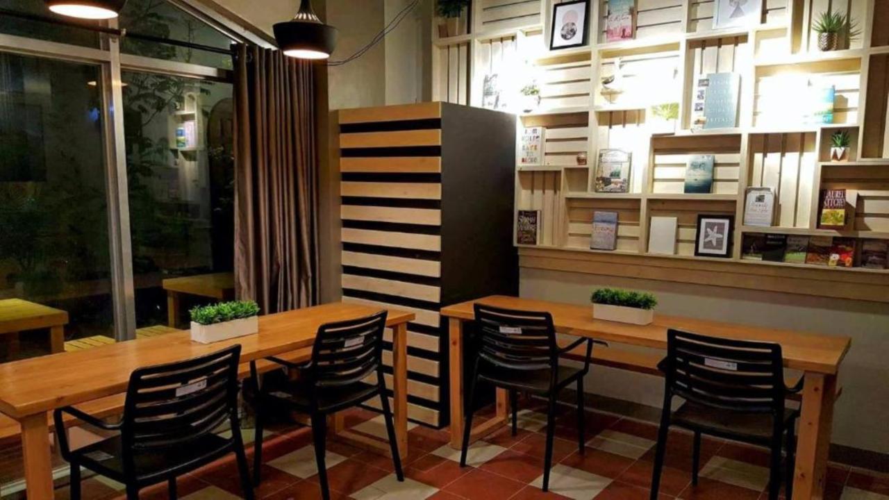 Bunks Hostel (Adults Only) Cebu Zewnętrze zdjęcie